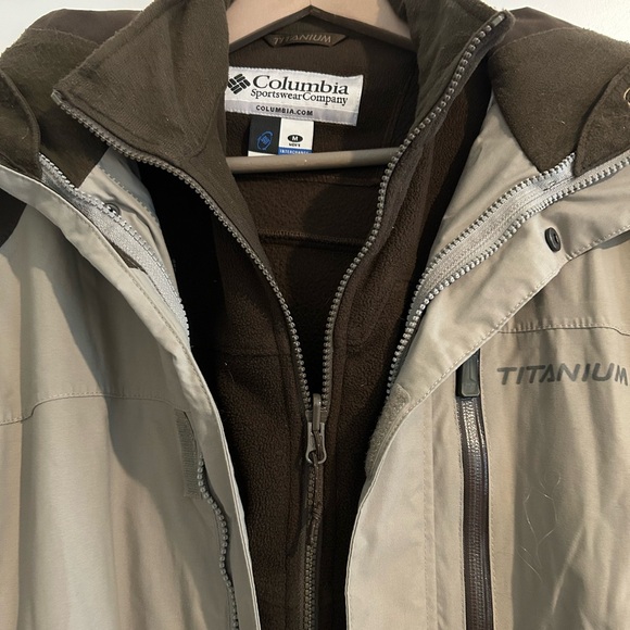 Columbia Men’s Titanium Interchange Waterproof 3 in 1 Coat Brown Tan Siz… - Picture 3 of 16